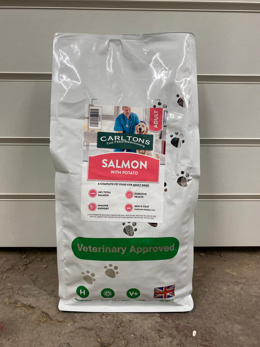 Carlton's Veterinary Adult Salmon with Potato 1.5kg