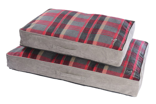 Gor Pets Camden Sleeper Pet Bed Medium - Red Check